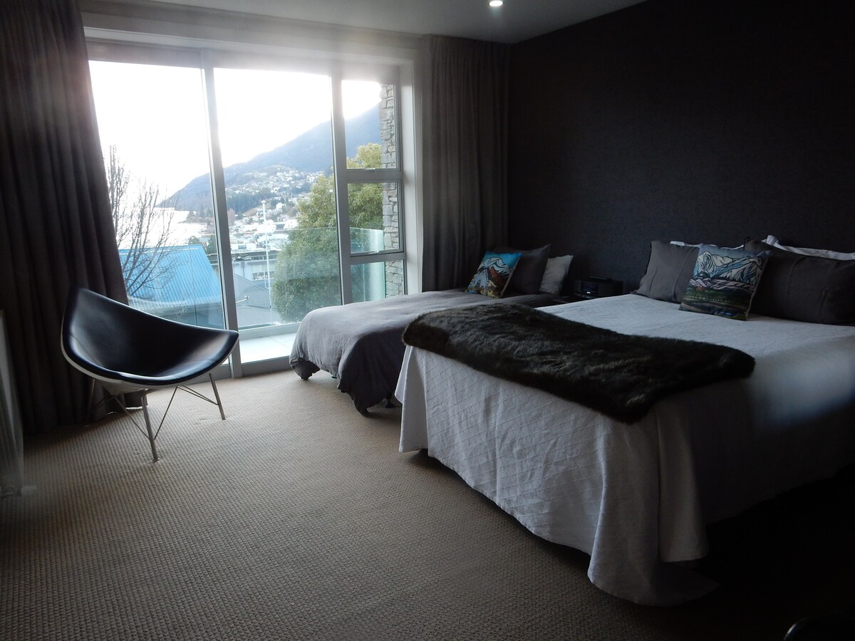 Основна спалня