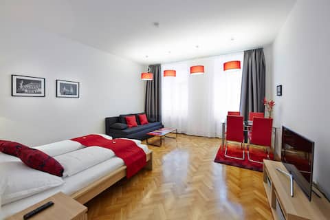 Top Airbnb: Stadthalle- FamilyCityApartment in Rudolfsheim Fünfhaus