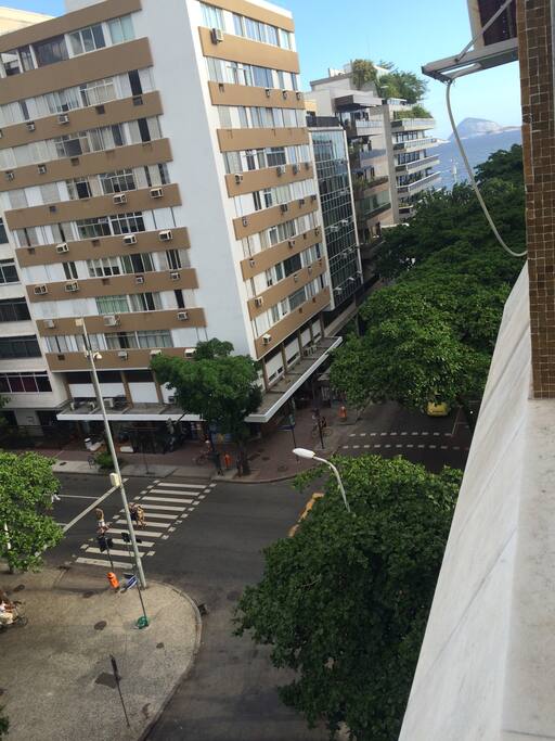2 quadras da praia de ipanema