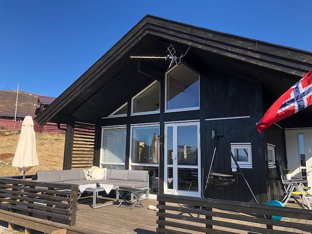 New modern cabin in beautiful surroundings