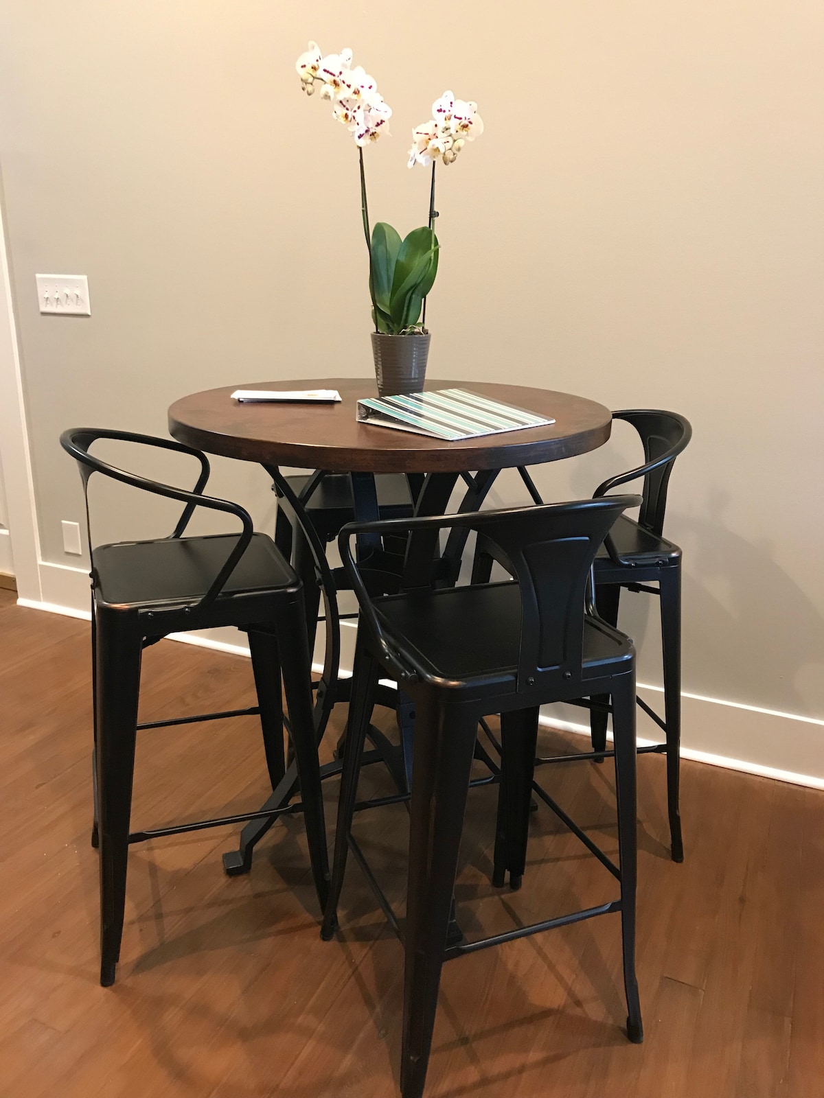 Namaste Lofts Lotus Suite