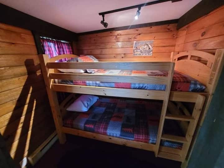 Bedroom 3 - Twin bunk beds