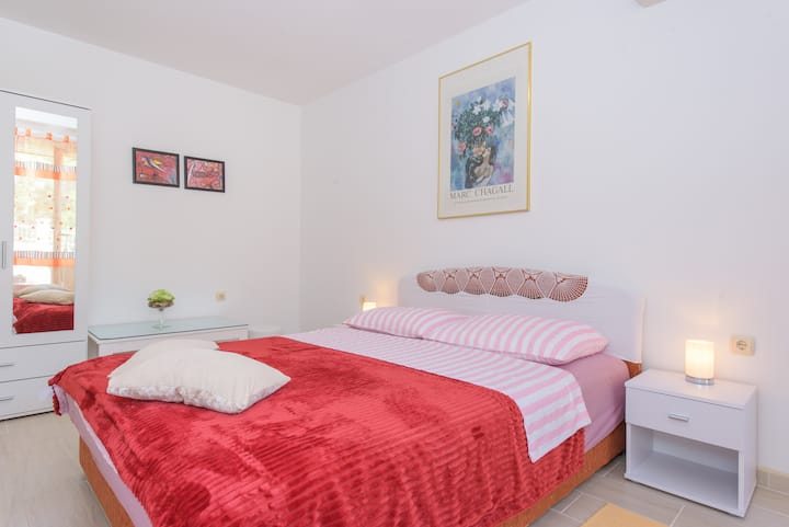 Chumba cha 2 cha kulala chenye ufikiaji wa baraza la bustani, picha ya 2