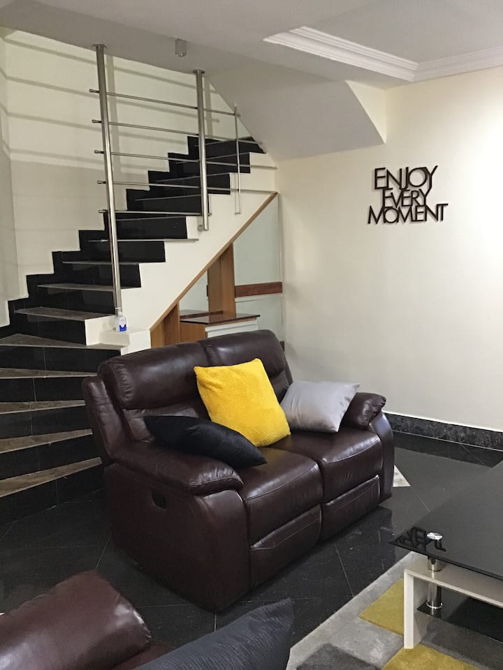 Magodo GRA Phase II Holiday Rentals & Homes Ikeja, Nigeria Airbnb