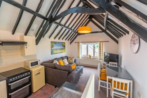 Successful Airbnb property: Cider Barn - Barn Conversion in Kilmington in East Devon