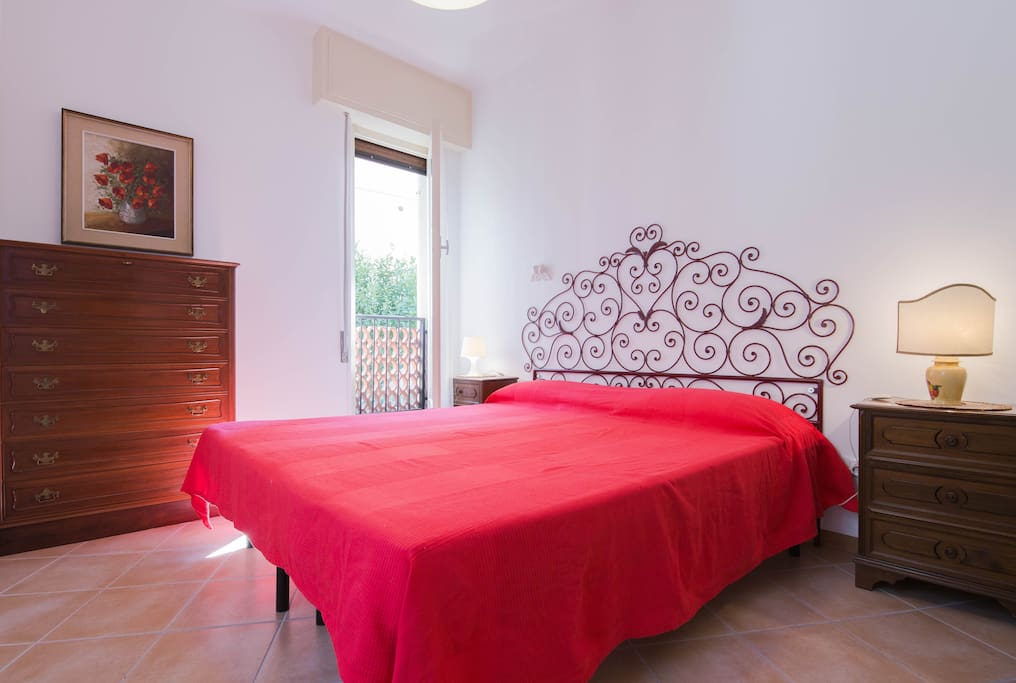 double bed bedroom