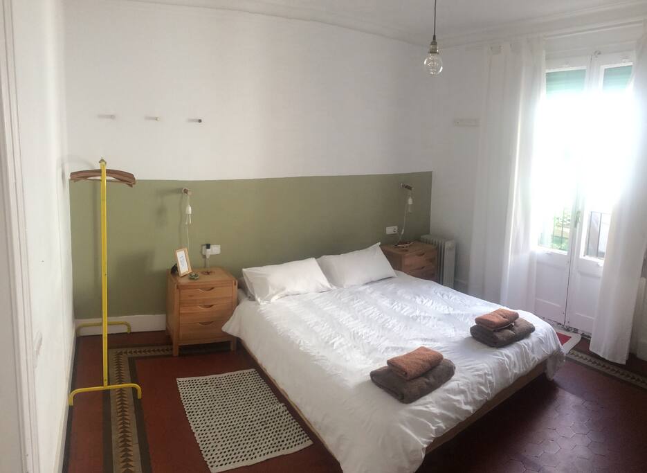 Guest bedroom facing interior patio