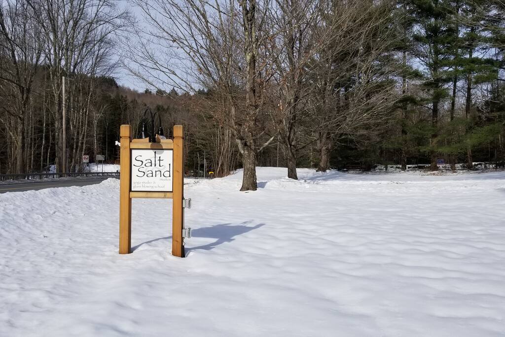 The sign by the driveway...