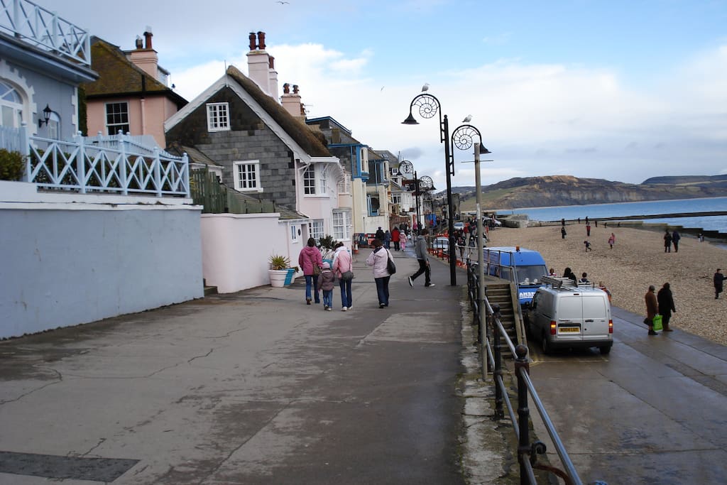 Marine Parade just 2 minutes flat walk from house