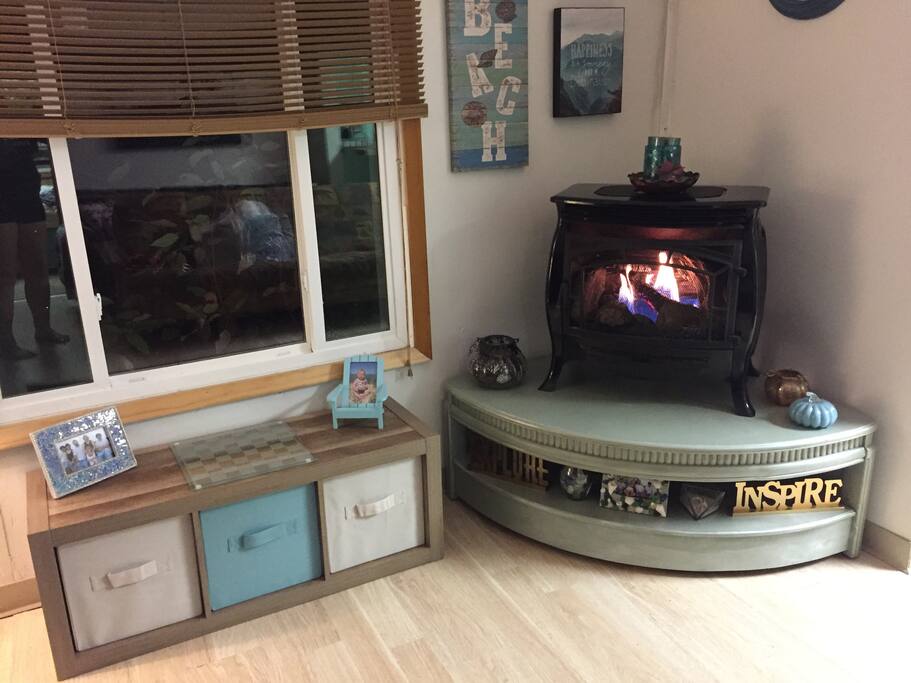 Gas fireplace to keep your toes warm.