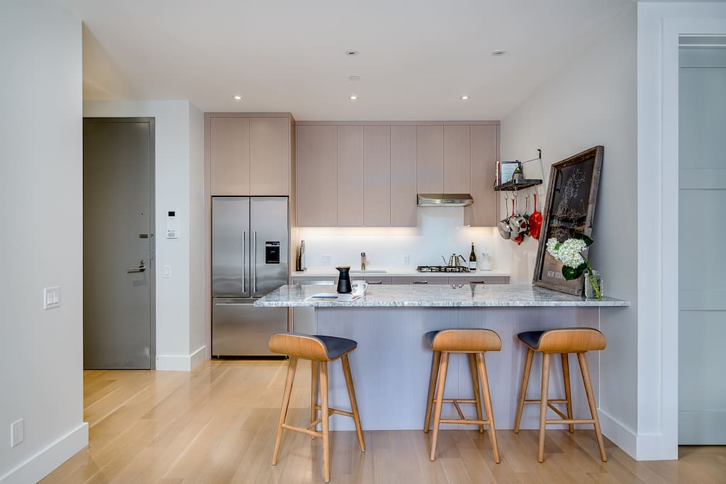full use of our well-stocked kitchen