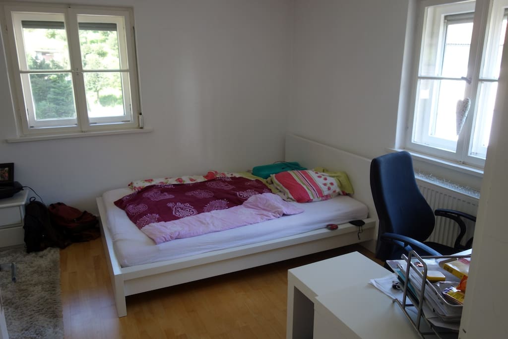 Dein Zimmer // your room