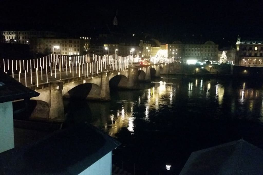 By night, View from the room