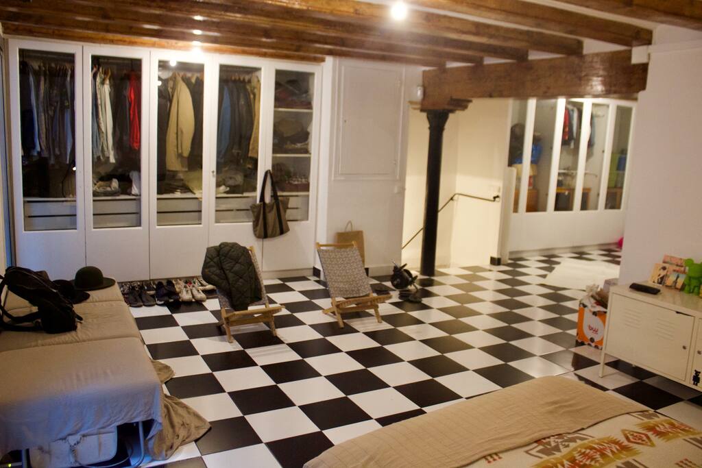 Suite closet