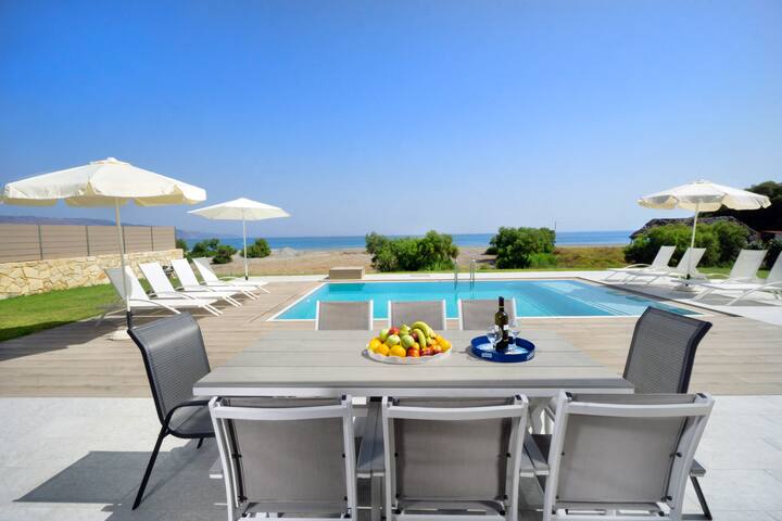 Beachfront Villa Tavronitis, 8 BD, 2 private pools gallery image 5