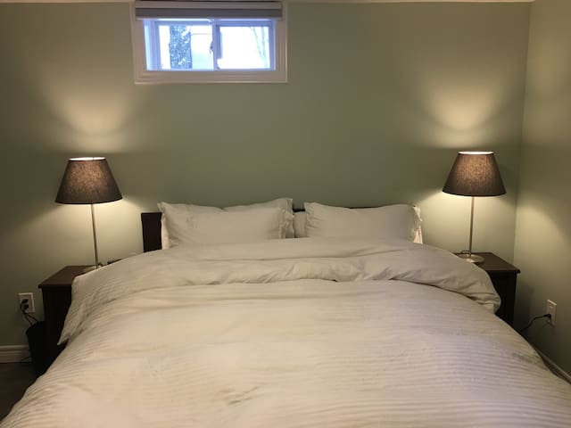 Upscale 2-Bedroom Basement Apartment