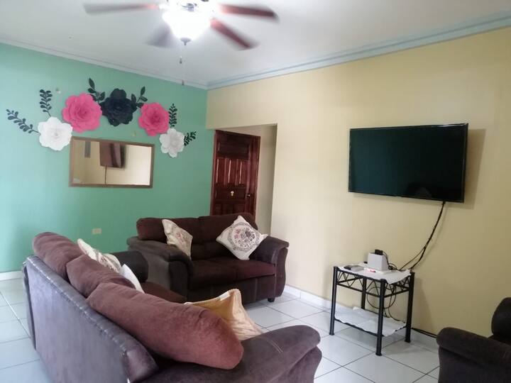 La Ceiba Patio Rentals Atlántida Department, Honduras Airbnb