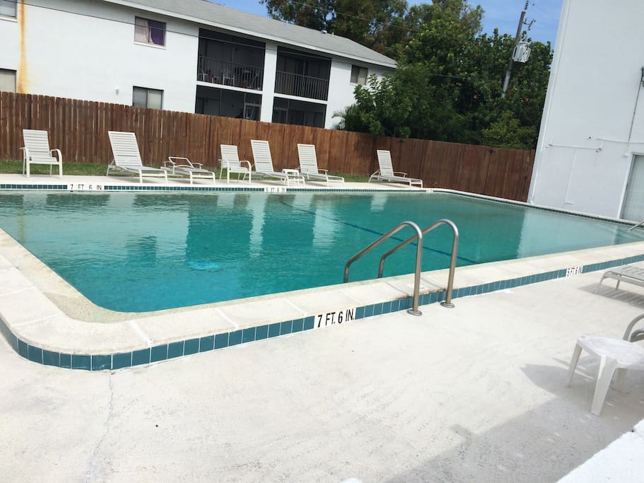 Clean crisp pool