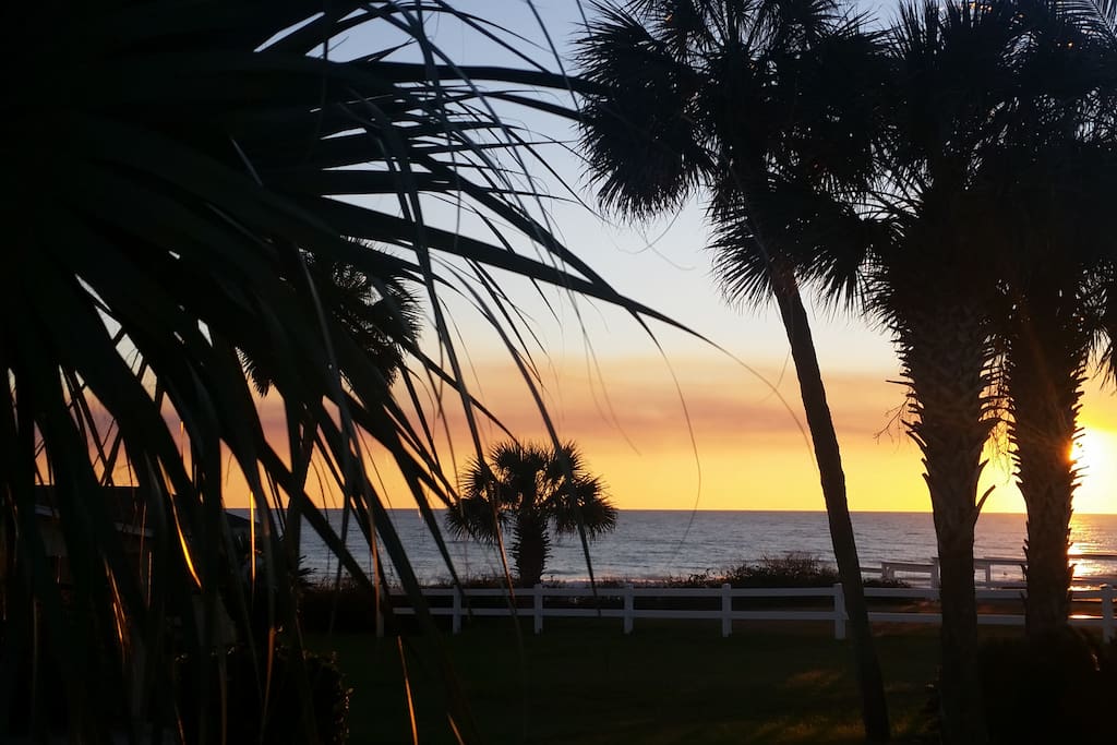 Beautiful scenes of the ocean front.