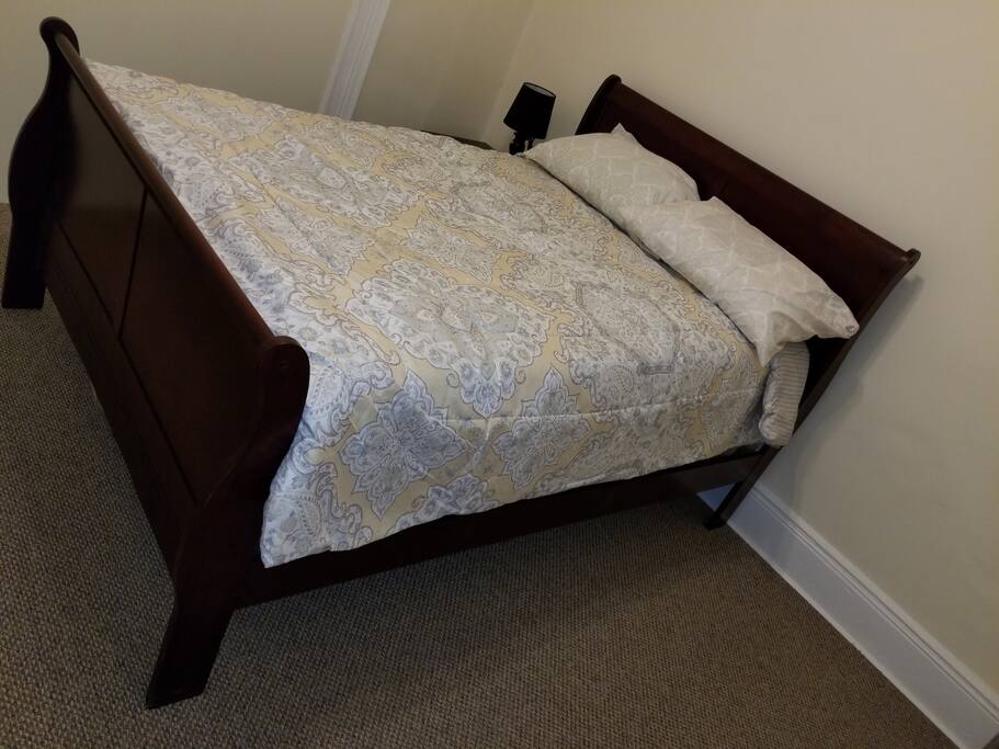 Queen bed 45 per nnight