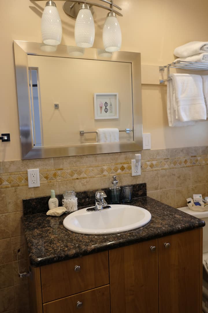 9 Best Airbnb Vacation Rentals In Calabasas, Los Angeles Updated 2024