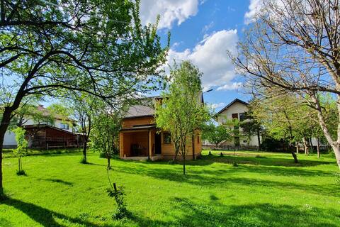 Pan Koran, chalet with private parking