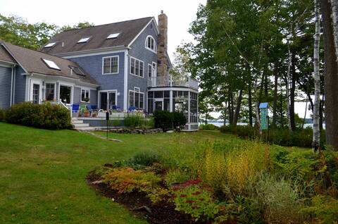 Spectacular Oceanfront Home w/ Private Cove