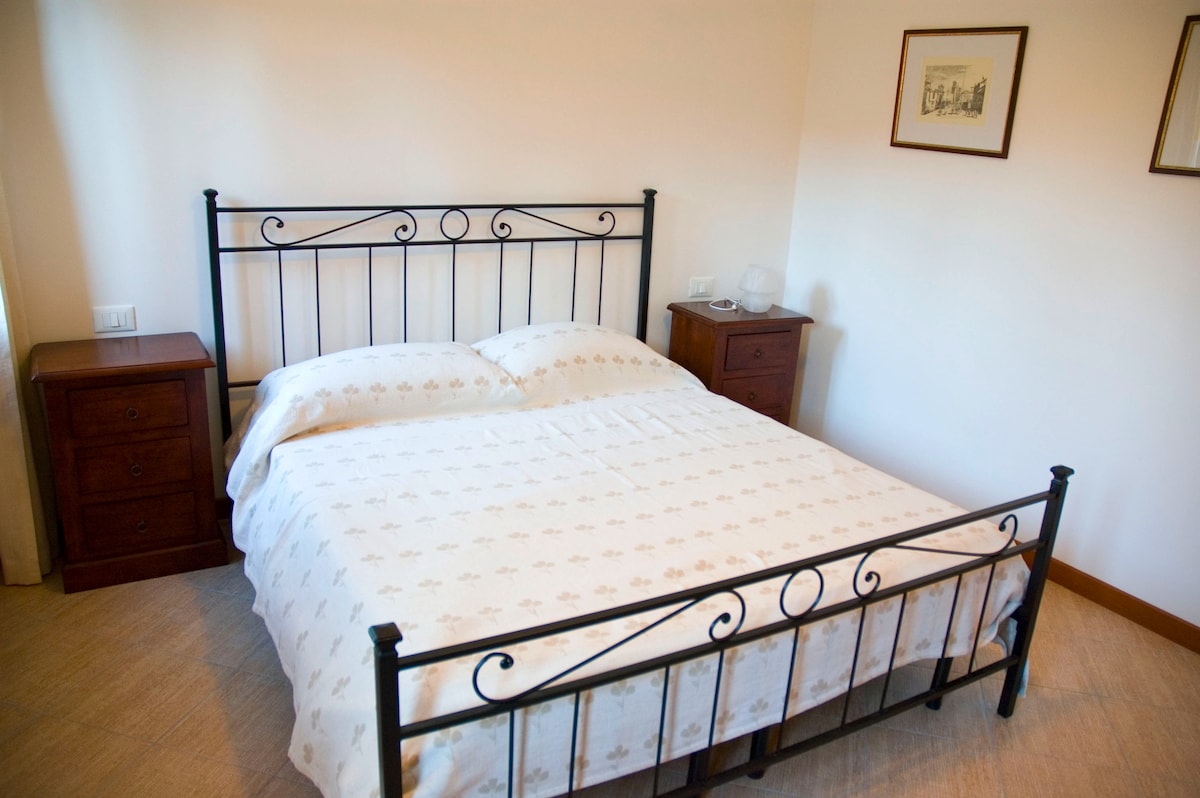  საძინებელი n. 1