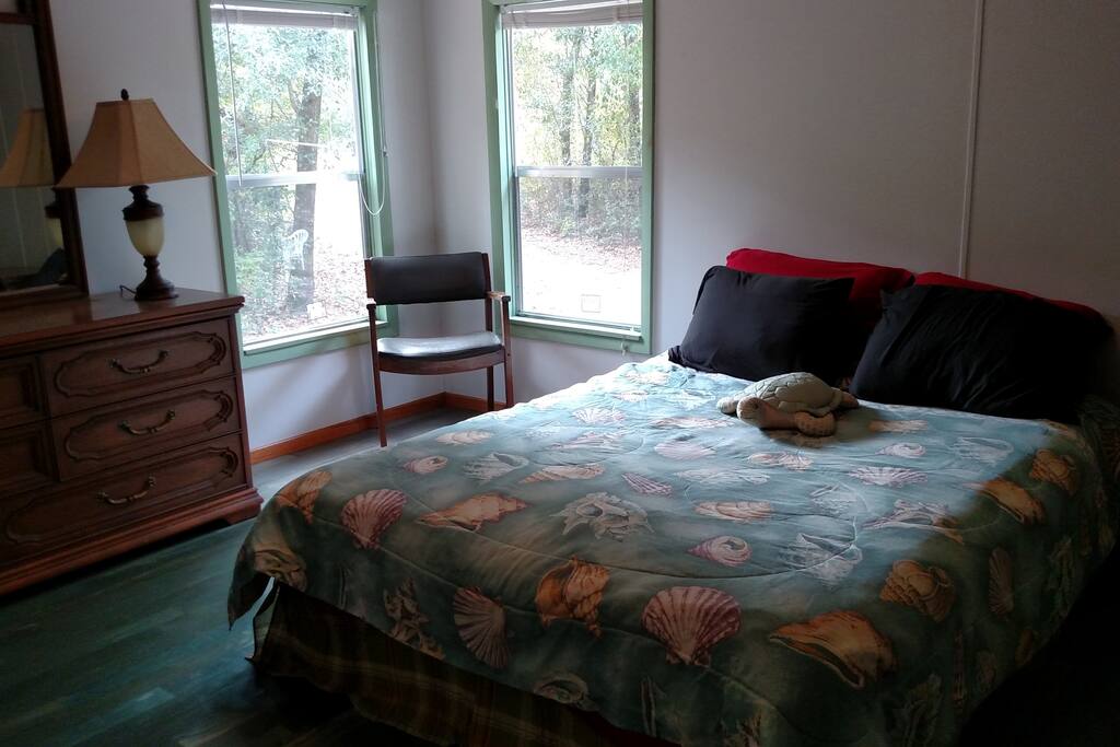 Bedroom #1 Master
