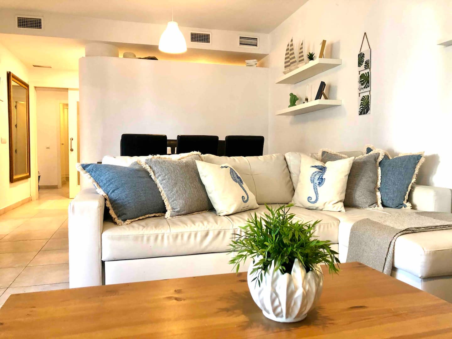 30+ Dreamy Airbnb Cádiz, Spain Vacation Rentals 82 Image of Airbnb rental in Cádiz, Spain