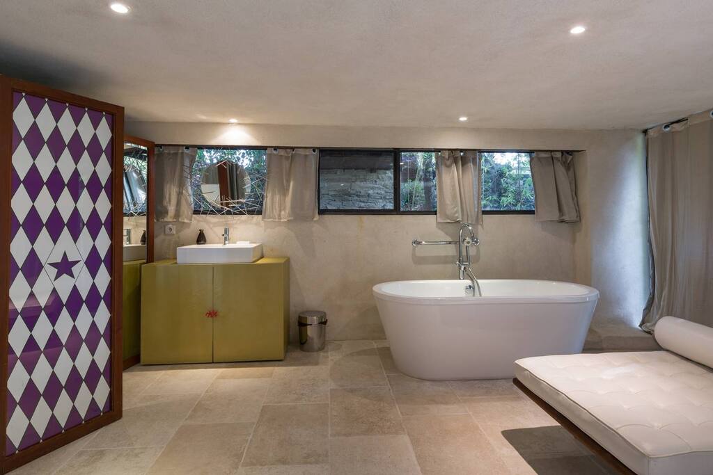 salle de bains ouverte