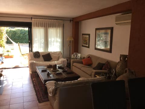 Spacious and sunny penthouse ideal for families