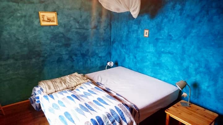 חדר כחול קומת קרקע 2 פינת ישיבה 