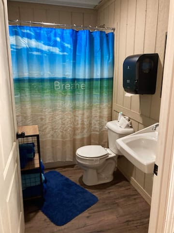 Southern Vacation Retreat managed Airbnb listing 2
