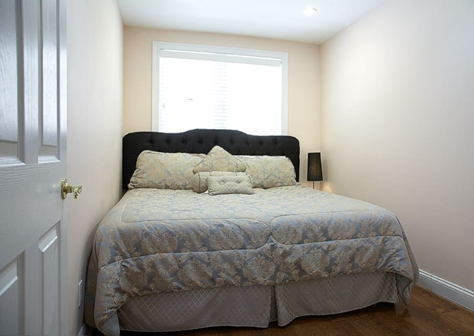 Big King Bed for Kings and Queens!