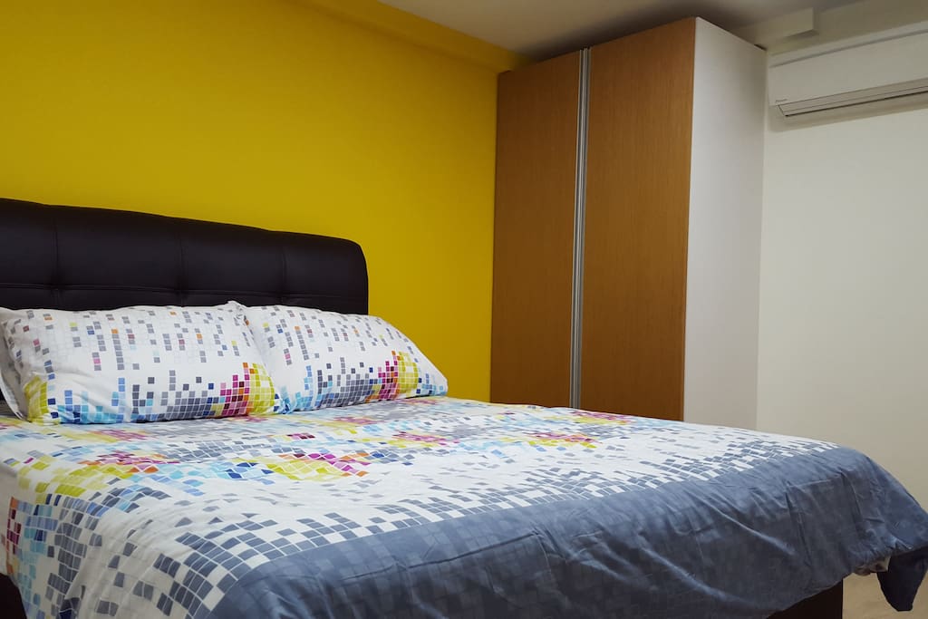 Master's Bedroom with Queen-sized Bed