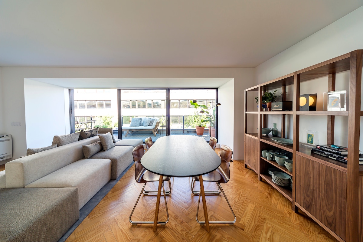 #5 · Porto, Portugal | Penthouse with a terrace over the city photo 3