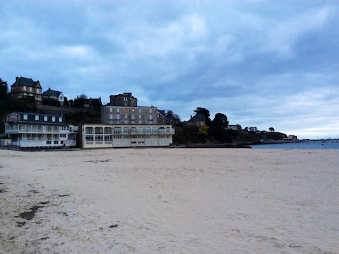Airbnb performant: On the Beach à Saint Cast Le Guildo