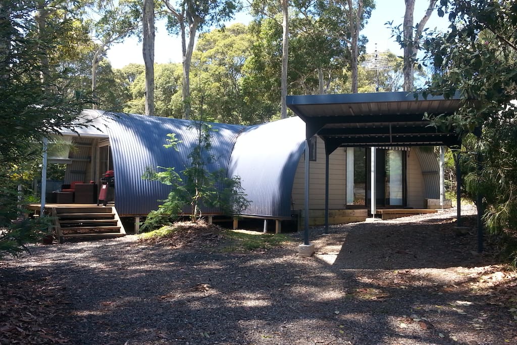 Deedy's Nest - Driveway to Carport & Main Deck stairs on Left