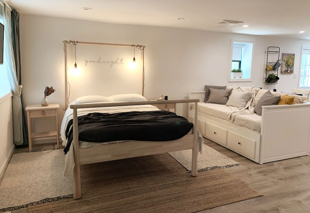 Brand new private Studio in the heart of Tarrytown