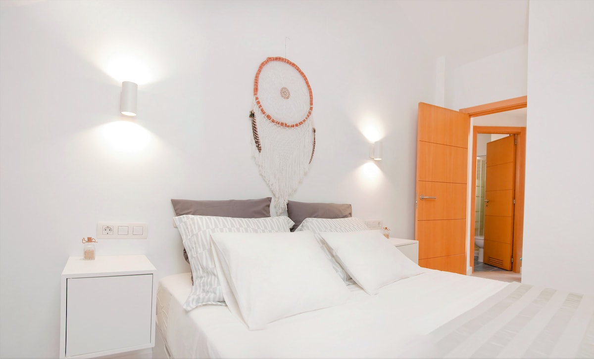 Chumba cha kulala/Kitanda aina ya Queen sentimita 160x200