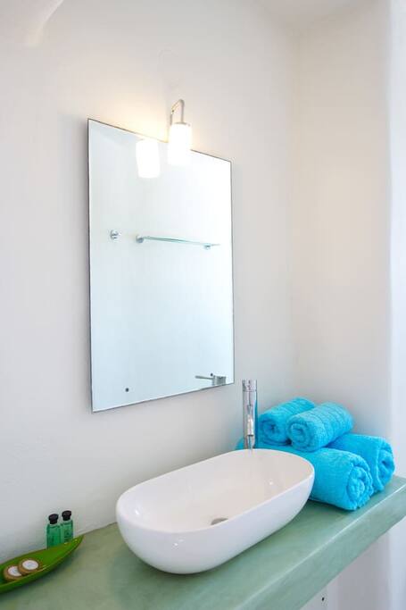 Upper Bathroom