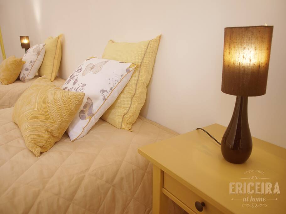 1: STARFISH room . 2 single beds