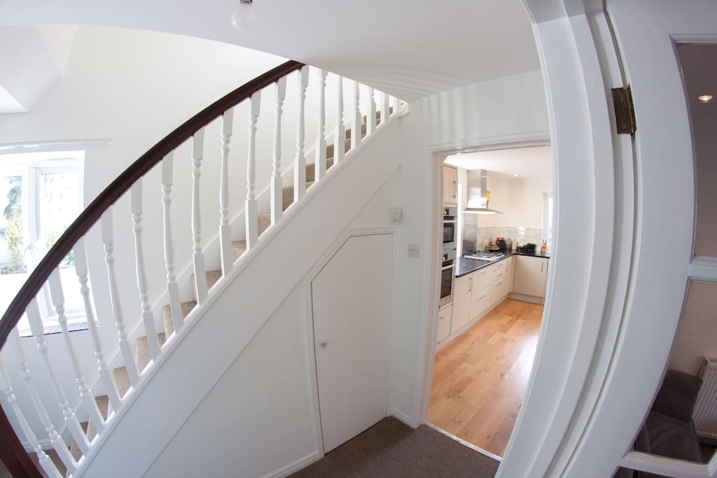 The hallway into the kitchen.
