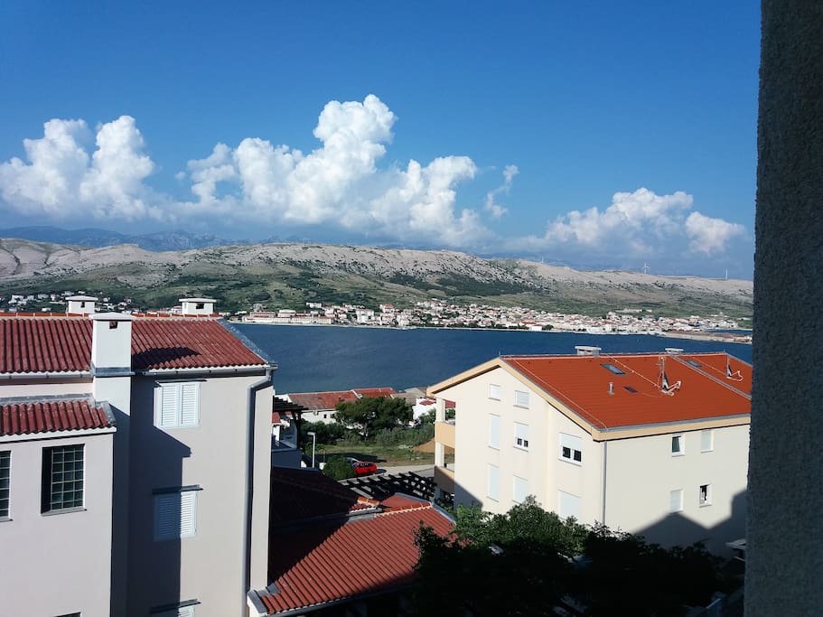 Pogled na grad Pag