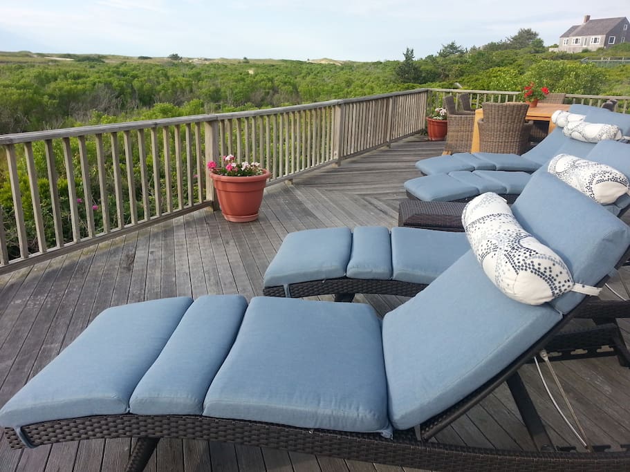 Your Expansive Private Deck