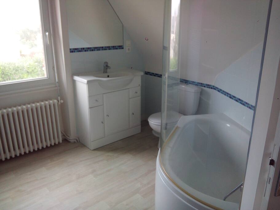 salle de bain baignoire