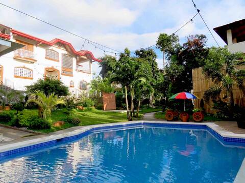 Hinoki Gardens
Villa with pool