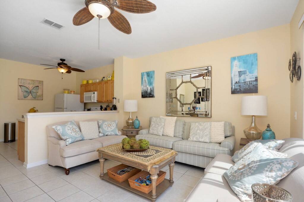 3-Living_Room_1