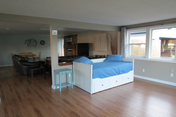 Casa Renard Presqu Ile Provincial Park Brighton Cottages For